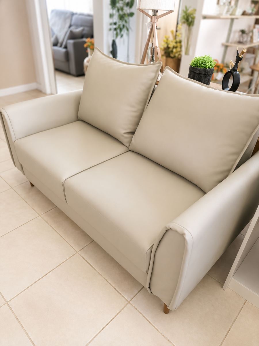 Sofá Couríssimo Fendi 2 Lugares